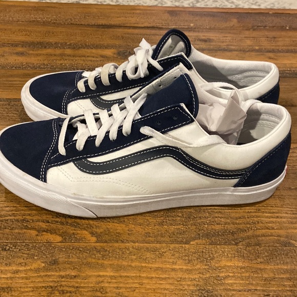 Vans Other - Unisex Vans Sneakers